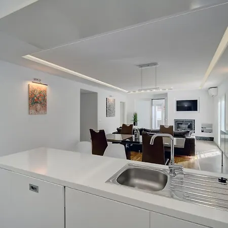 Apartment Westminster Puerto Banus Marina